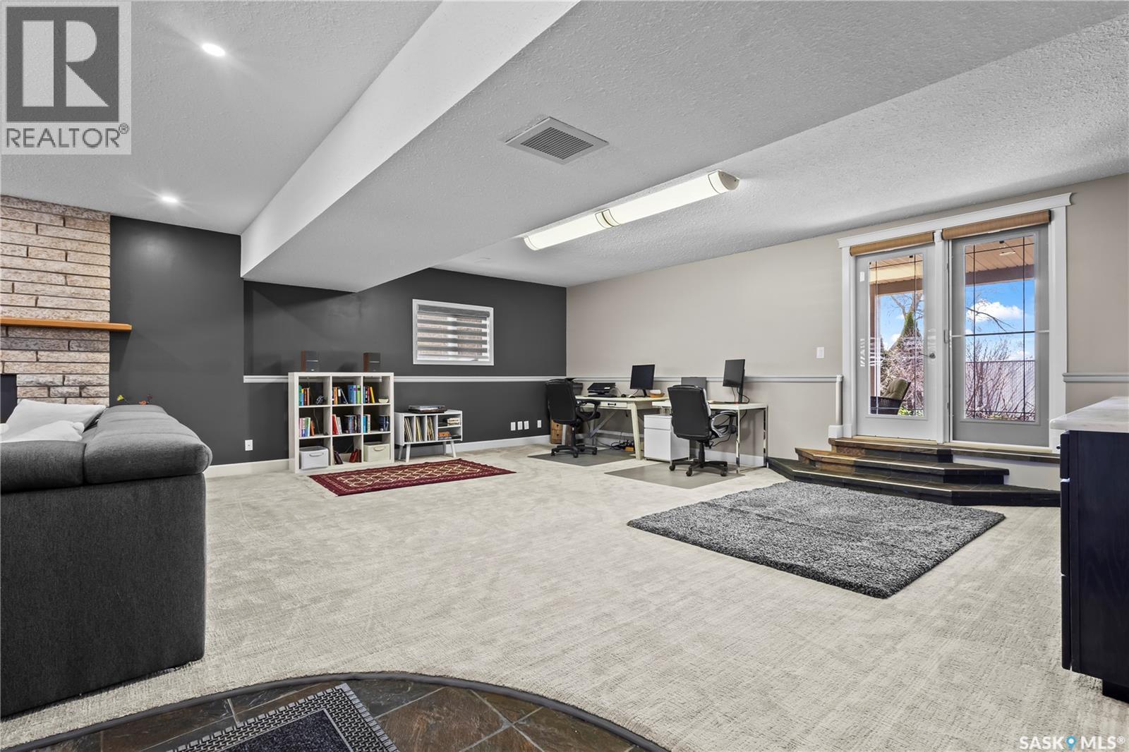 3383 Dent Crescent, Prince Albert, SK - Indoor