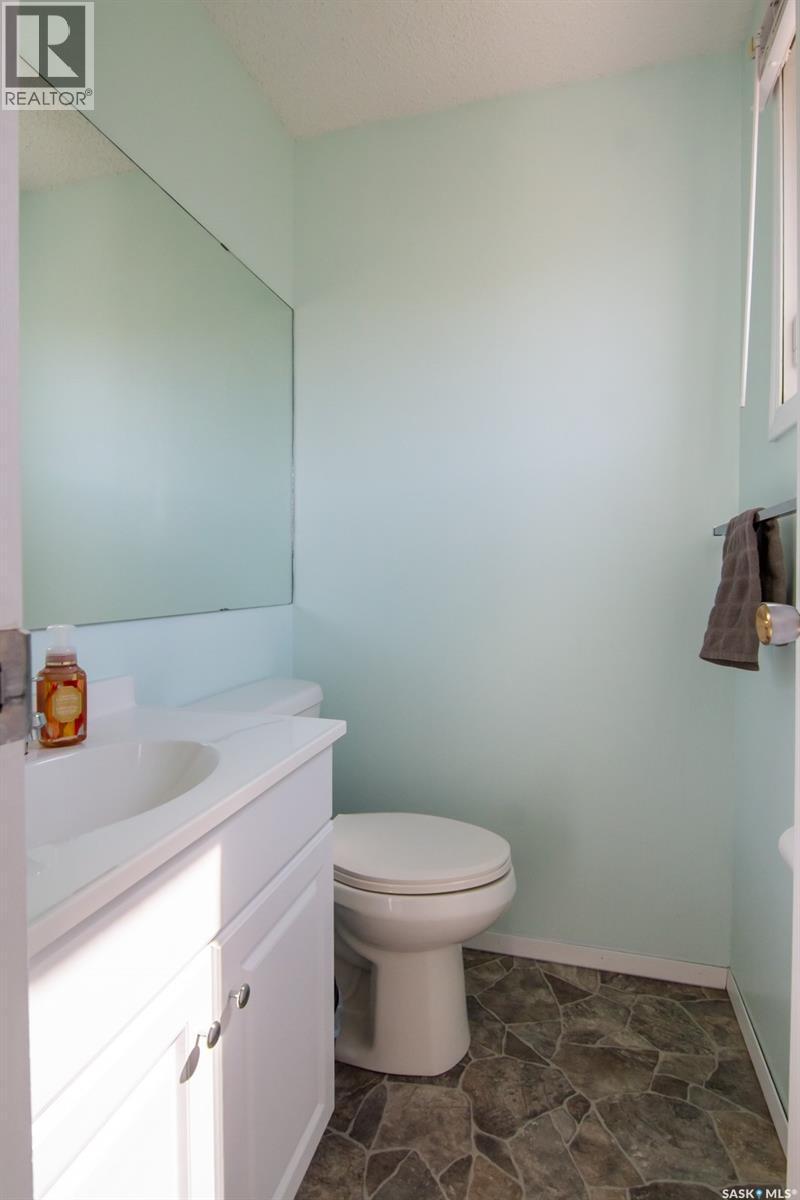 127 Devonshire Crescent, Saskatoon, SK - Indoor Photo Showing Bathroom