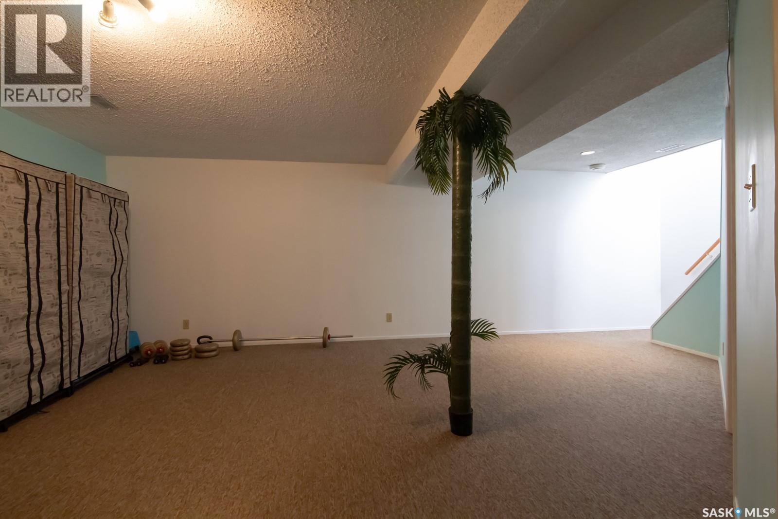 127 Devonshire Crescent, Saskatoon, SK - Indoor Photo Showing Other Room