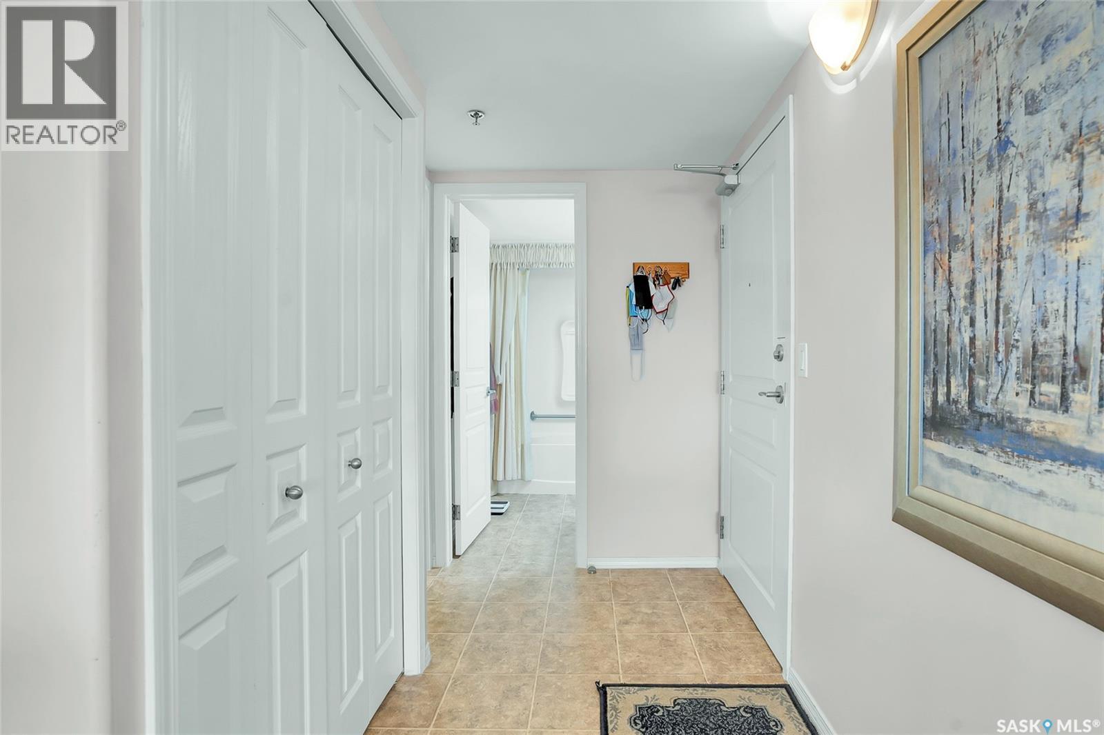 215 2213 Adelaide Street E, Saskatoon, SK - Indoor Photo Showing Other Room