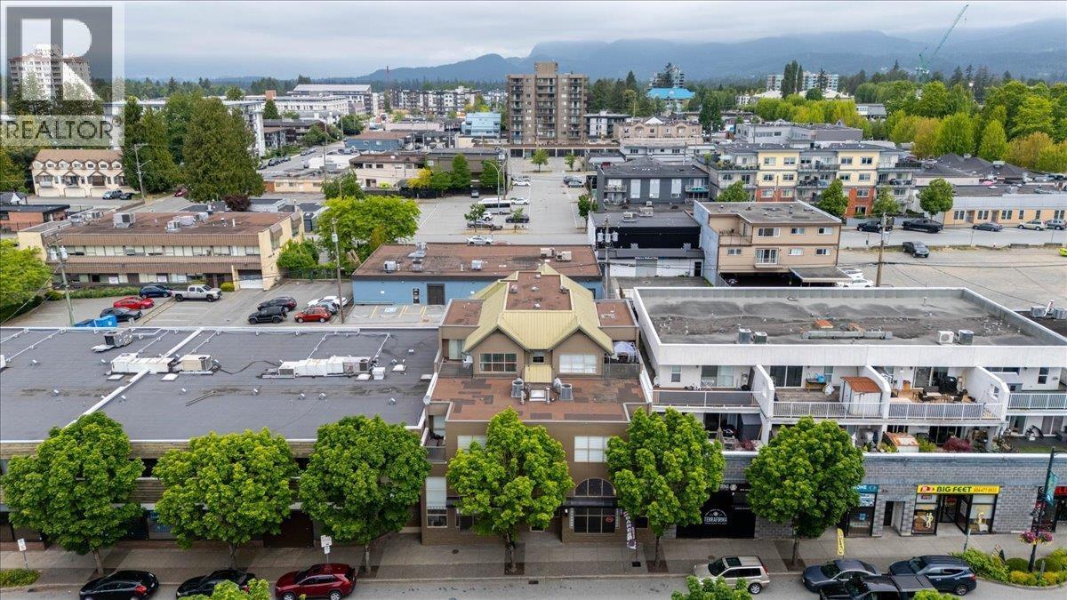 22337 Lougheed Highway, Maple Ridge, BC - Outdoor With View