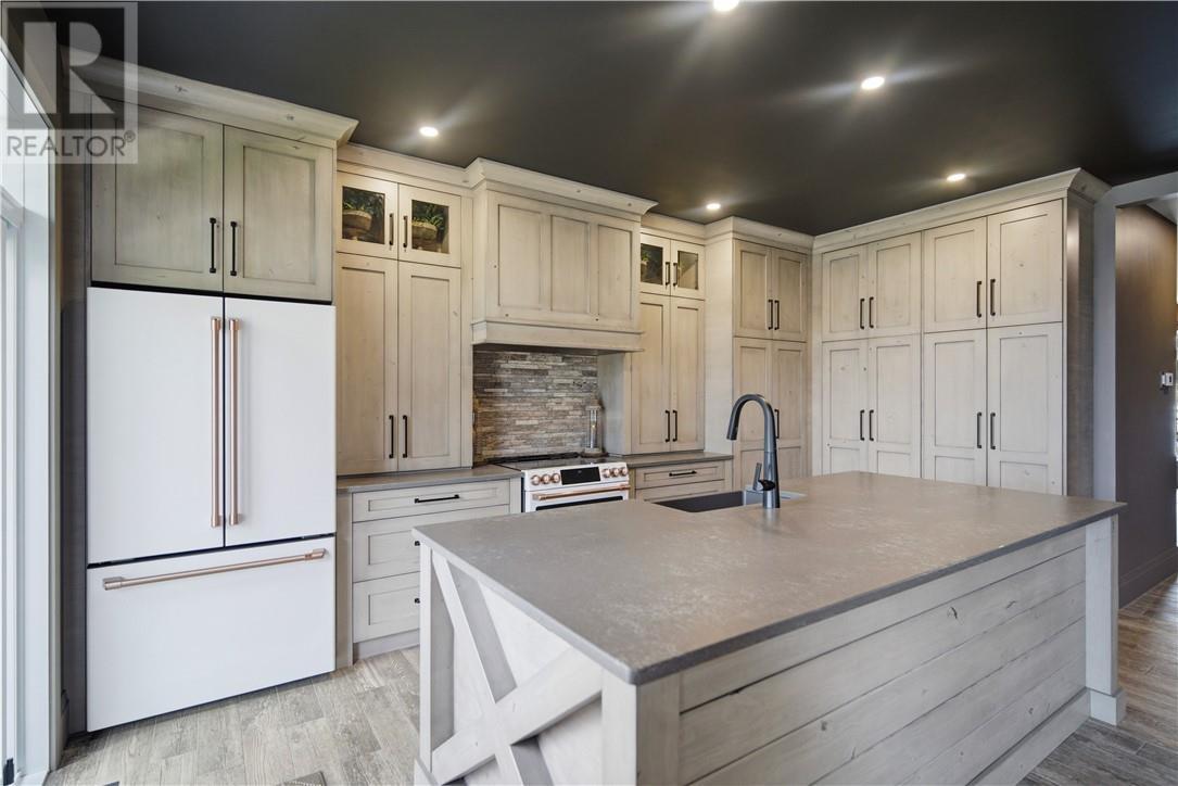 3 Pine Drive, Blind River, ON - Indoor Photo Showing Kitchen