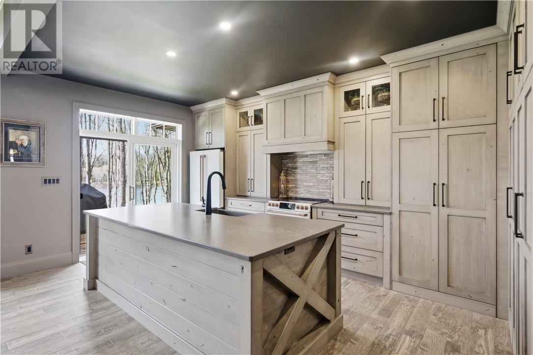 3 Pine Drive, Blind River, ON - Indoor Photo Showing Kitchen