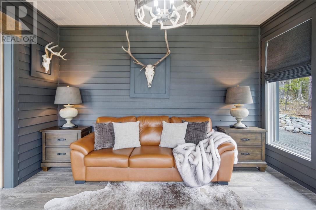 3 Pine Drive, Blind River, ON - Indoor Photo Showing Living Room