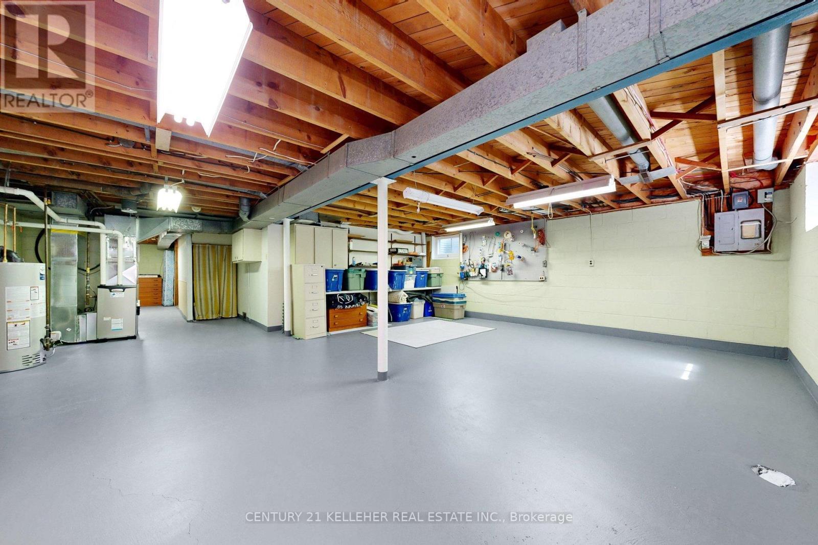 1065 Sierra Boulevard, Mississauga, ON - Indoor Photo Showing Basement