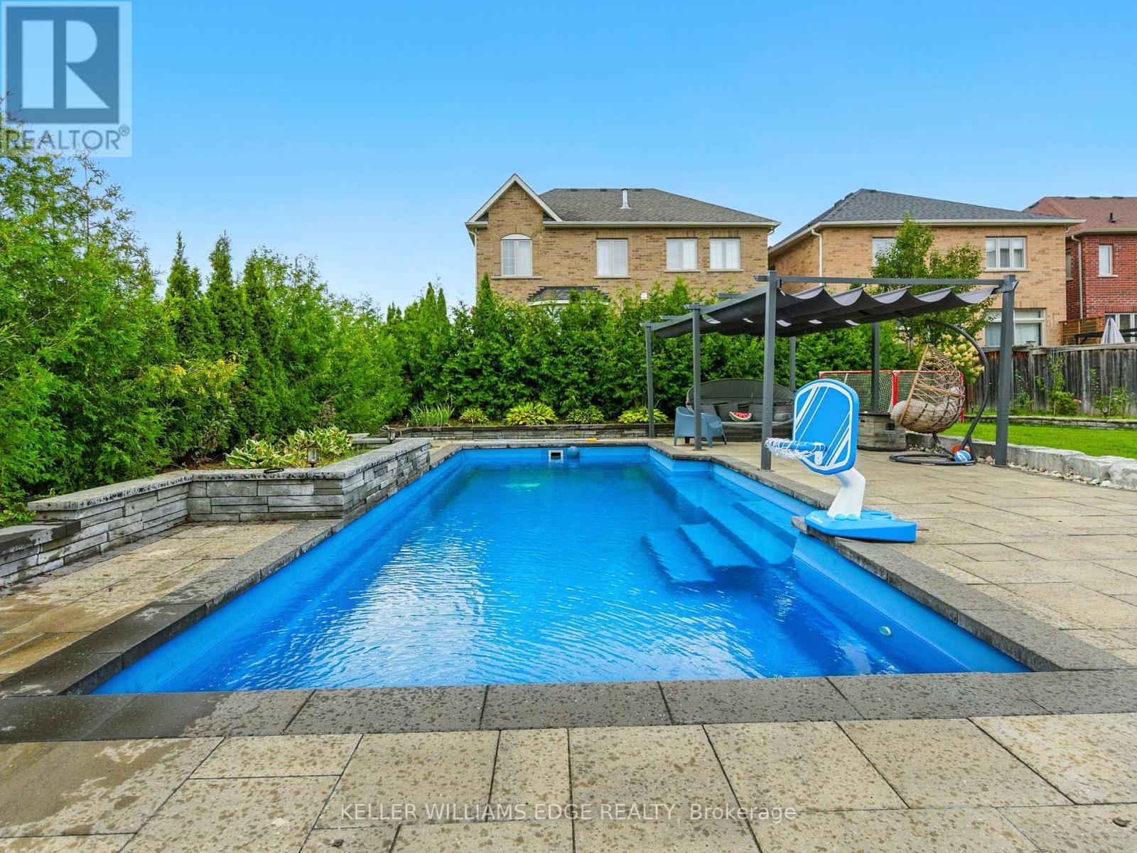 11 X 30 Ft 7 Ft deep end, Salt Water, Heated - 200 Giddings Crescent E, Milton, ON - Outdoor With In Ground Pool