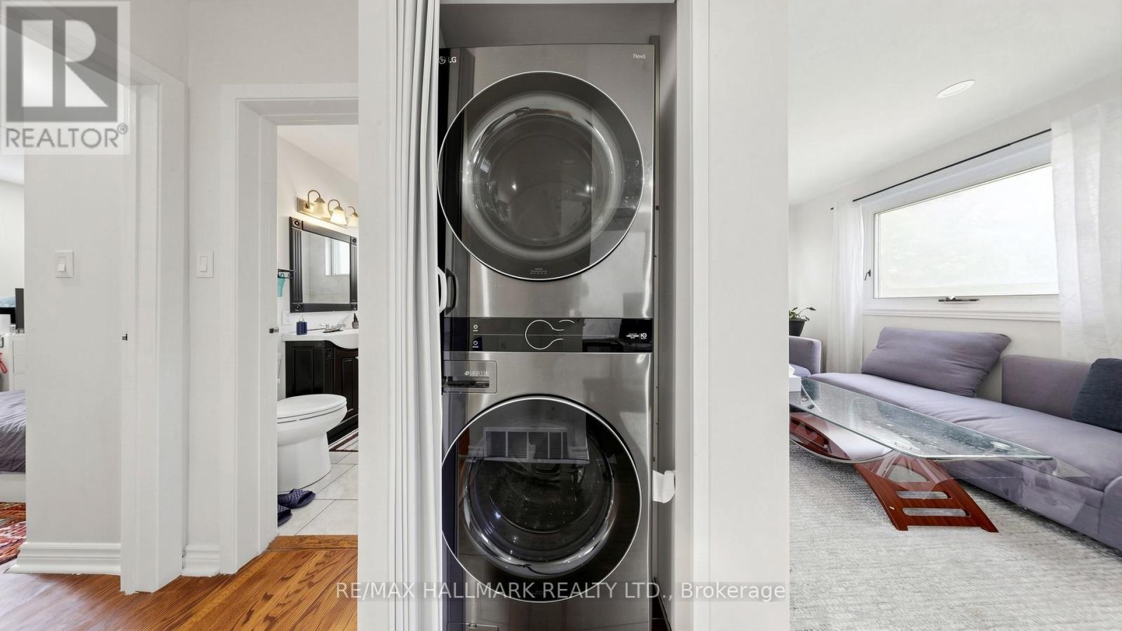 46 Collins Crescent, Aurora, ON - Indoor Photo Showing Laundry Room