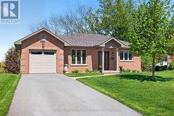 9 O'CONNELL COURT Kawartha Lakes (Lindsay), ON K9V 5Y1