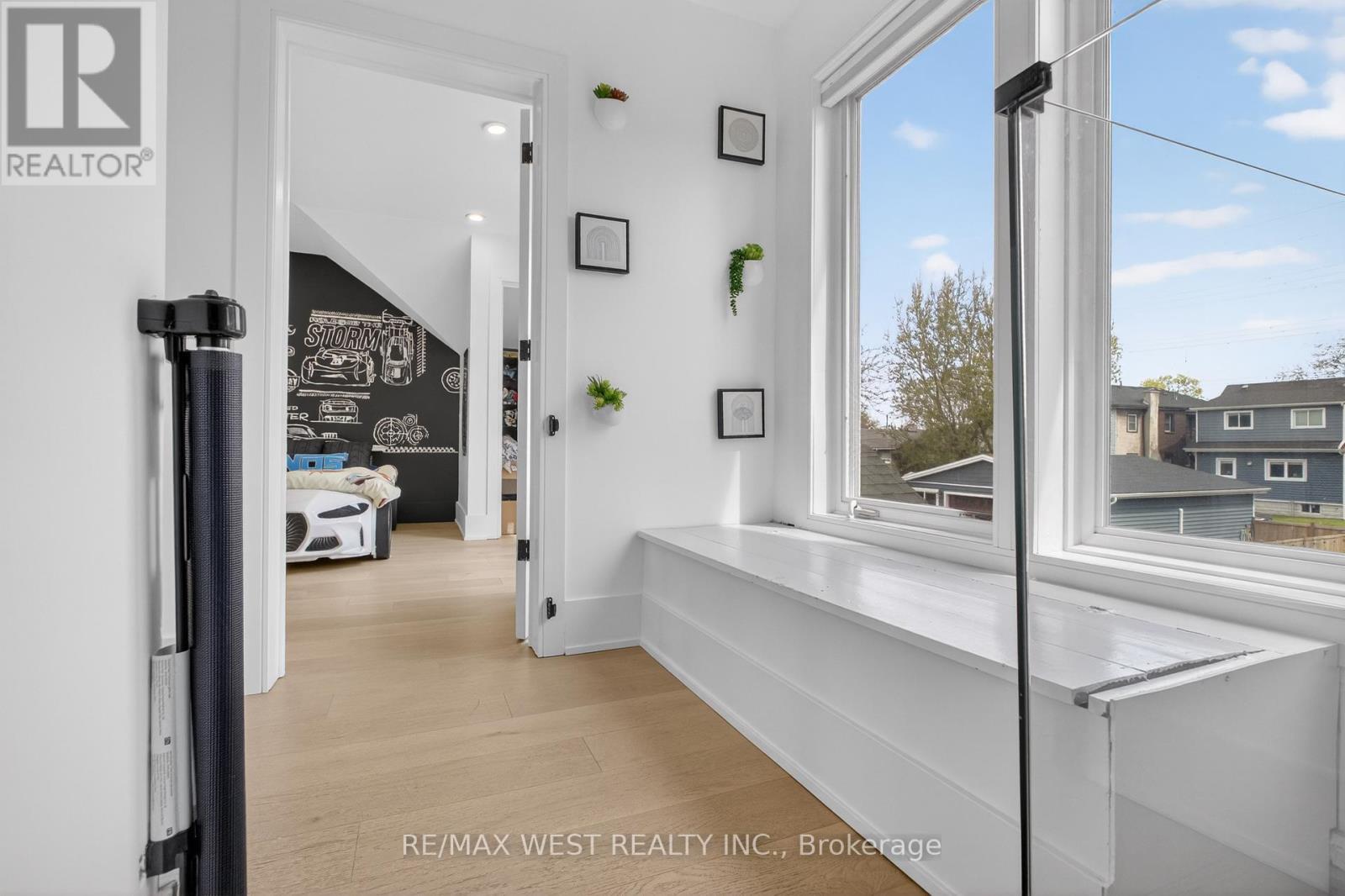 834 Beach Boulevard, Hamilton, ON - Indoor Photo Showing Other Room