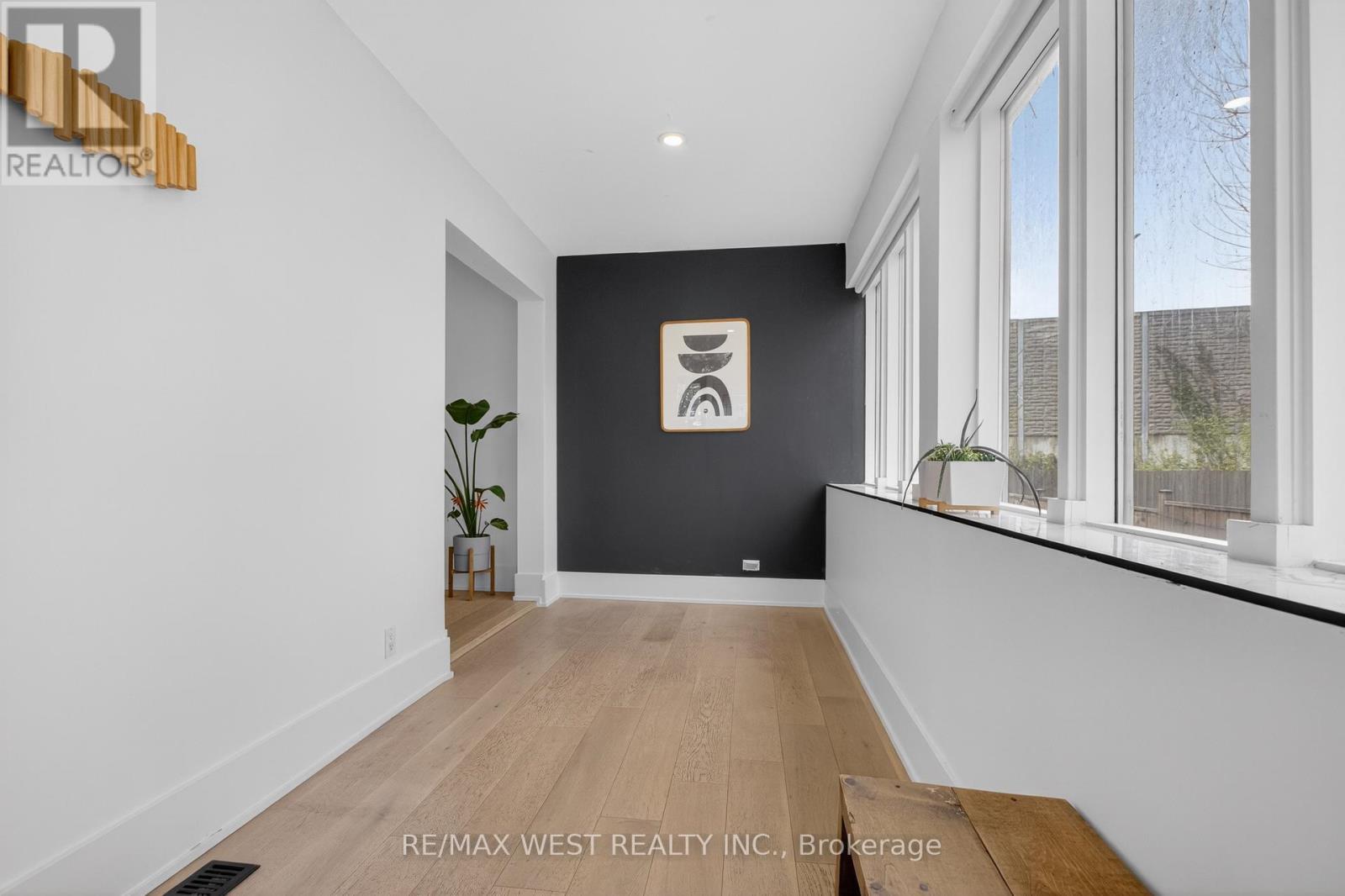 834 Beach Boulevard, Hamilton, ON - Indoor Photo Showing Other Room