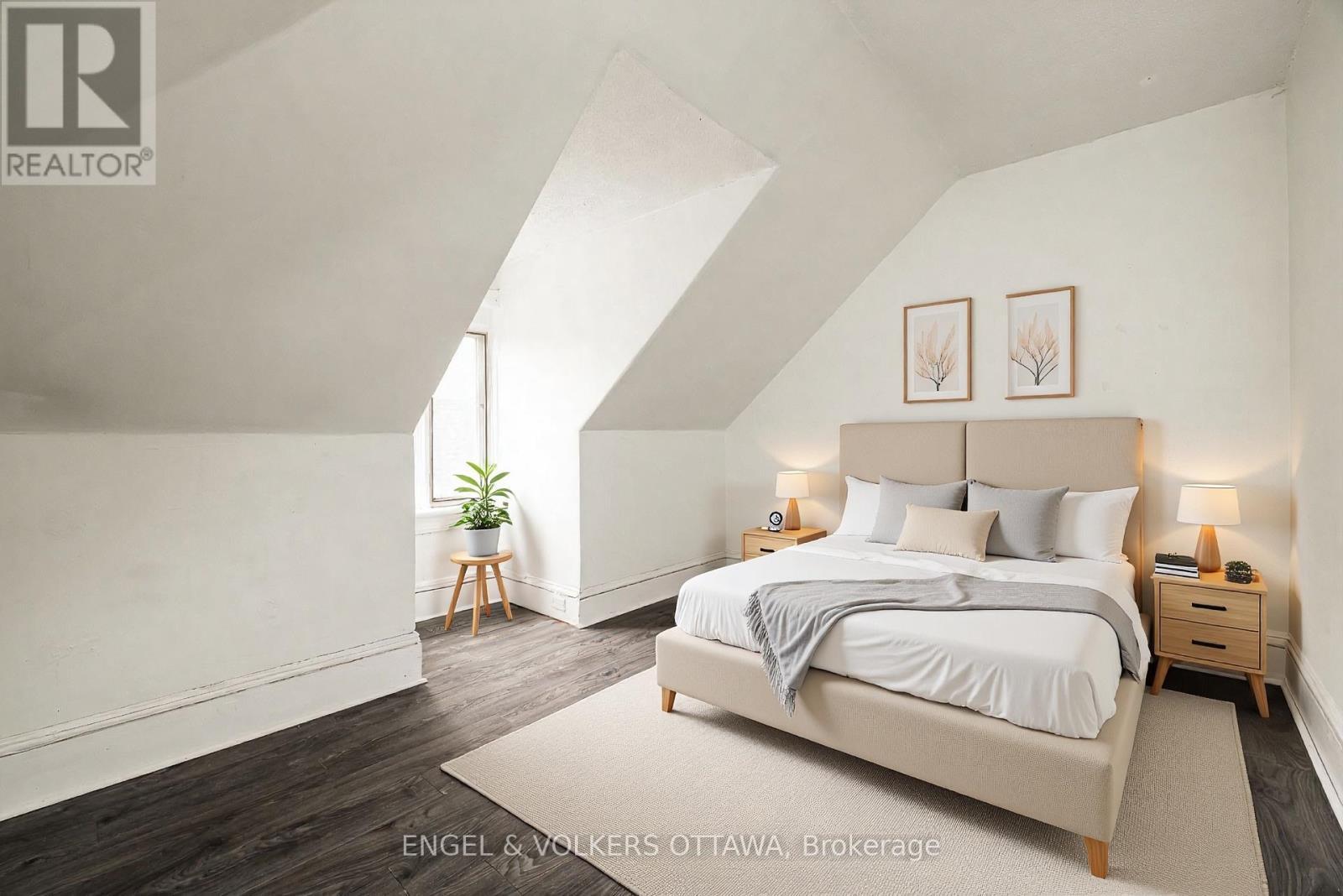virtually staged - 84 Second Avenue, Ottawa, ON - Indoor Photo Showing Bedroom