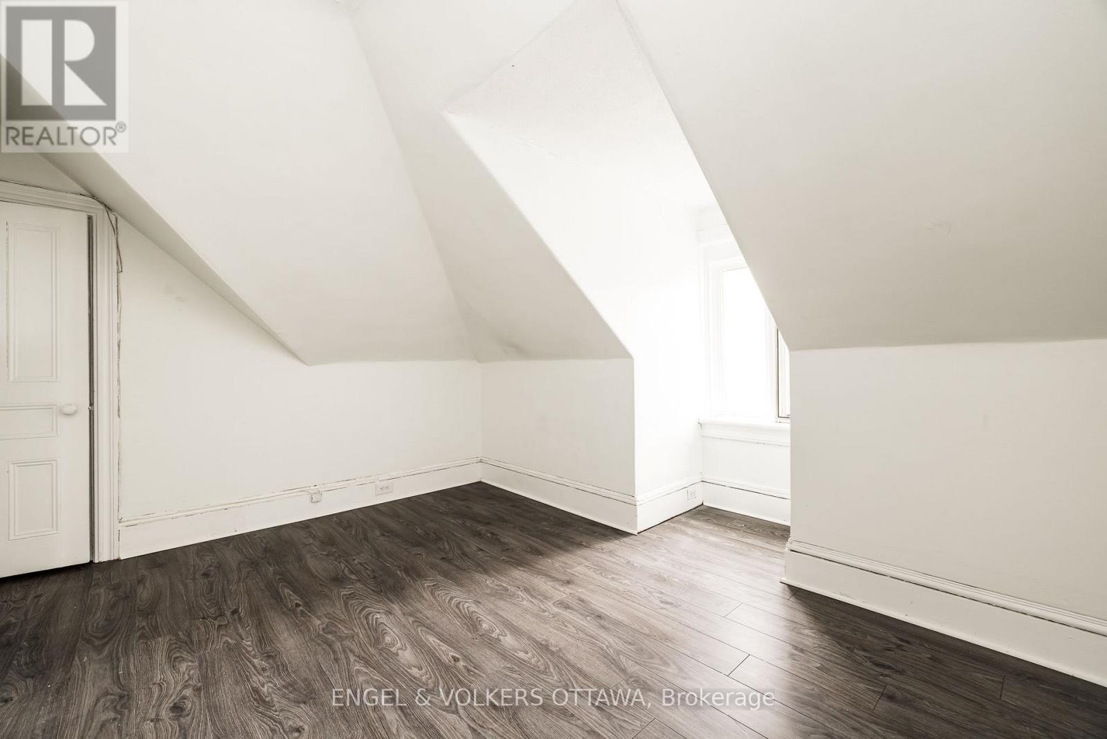 84 Second Avenue, Ottawa, ON - Indoor Photo Showing Other Room