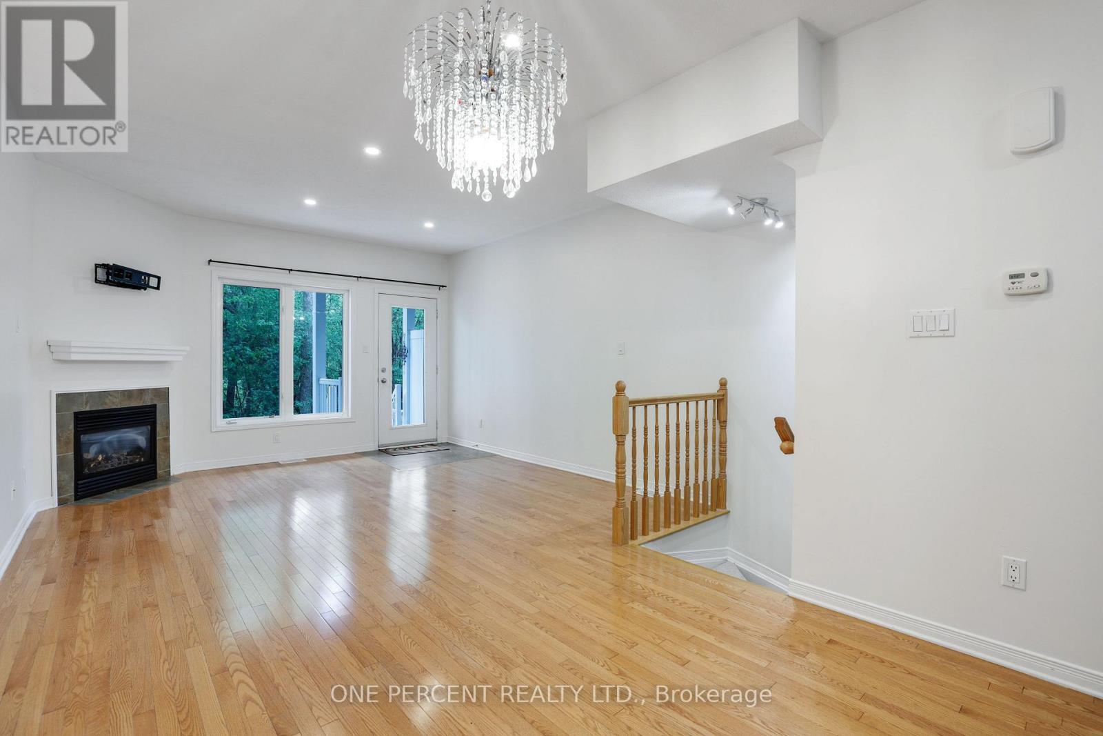 1048 Redtail Private, Ottawa, ON - Indoor With Fireplace