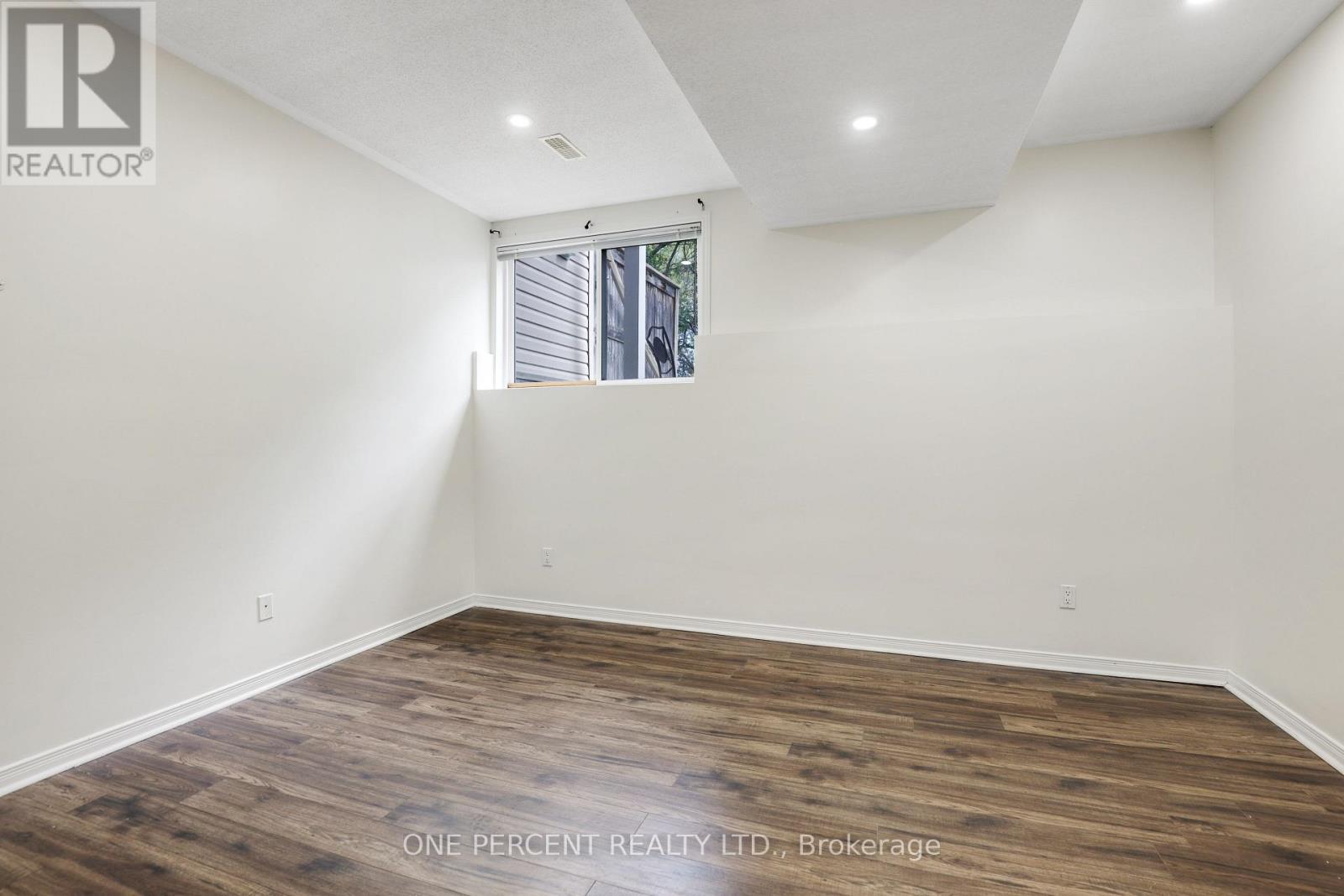 1048 Redtail Private, Ottawa, ON - Indoor Photo Showing Other Room