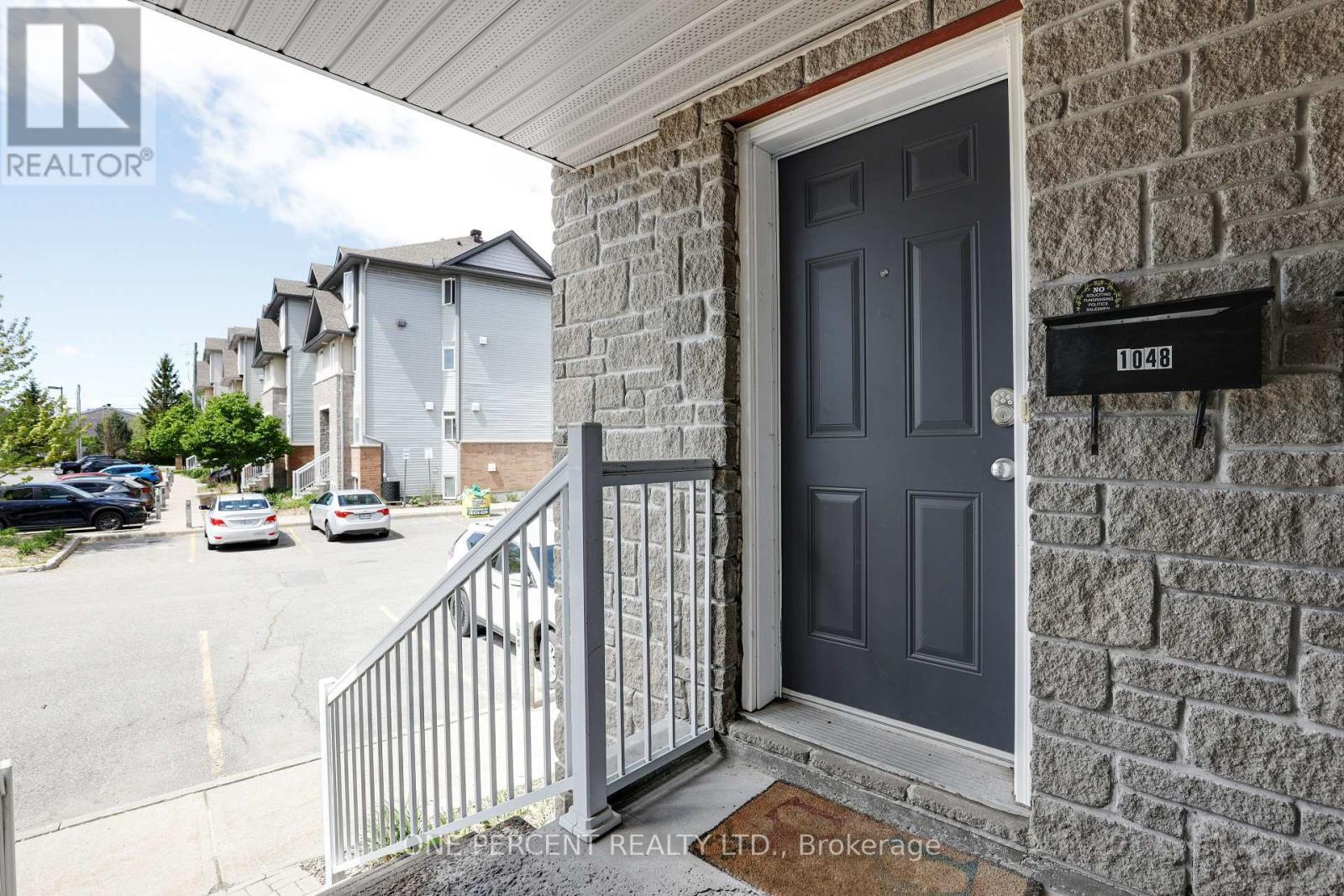1048 Redtail Private, Ottawa, ON - Outdoor With Exterior