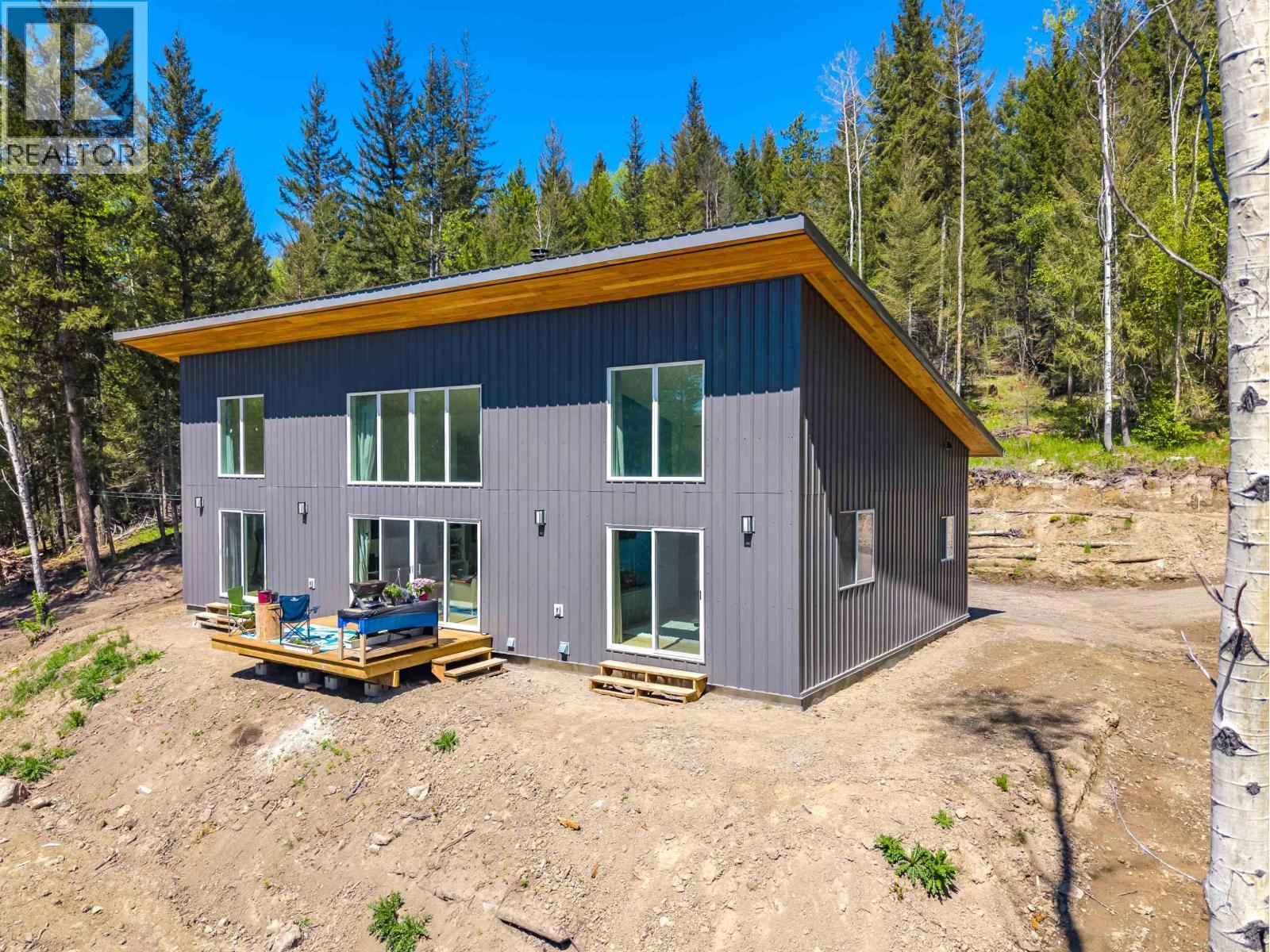 6282 Hillside Drive, Forest Grove, BC - Outdoor With Exterior