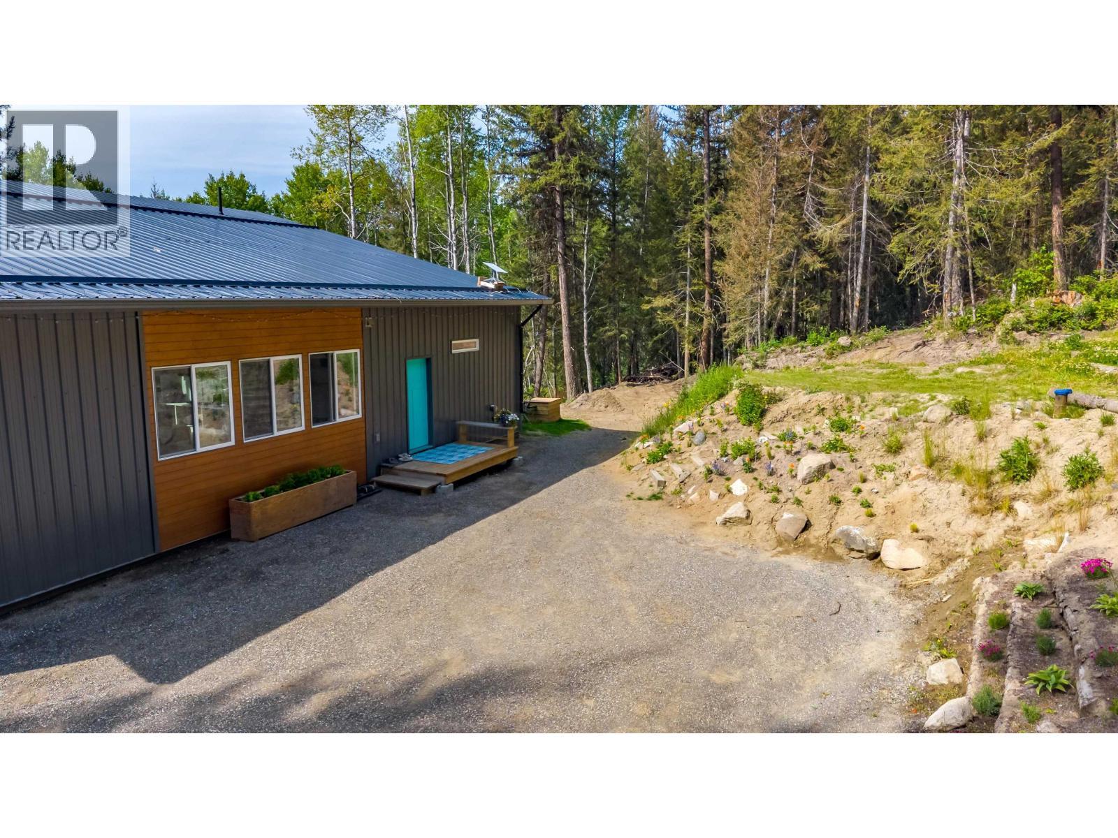 6282 Hillside Drive, Forest Grove, BC - Outdoor