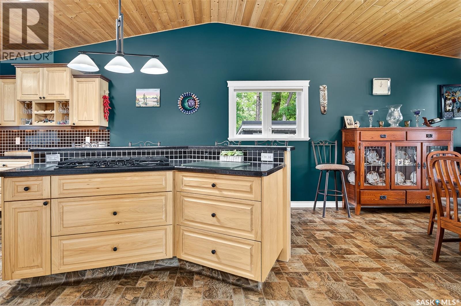 417 Daniel Drive, Buffalo Pound Lake, SK - Indoor