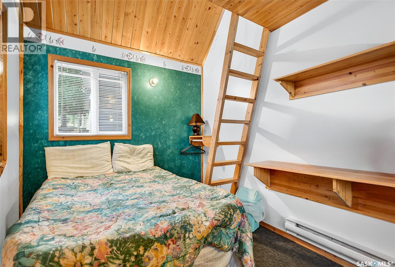 417 Daniel Drive, Buffalo Pound Lake, SK - Indoor Photo Showing Bedroom