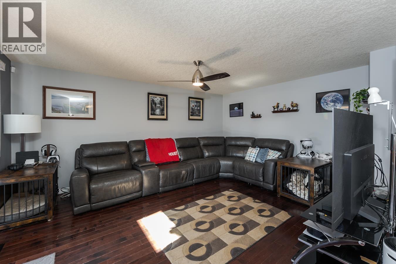 3022 Christopher Crescent, Prince George, BC - Indoor Photo Showing Living Room