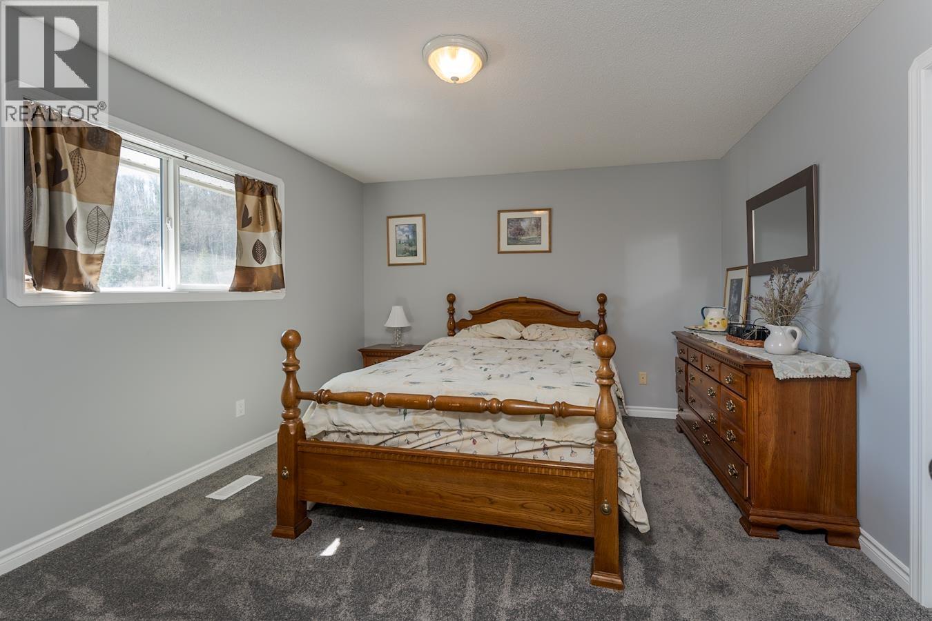 3022 Christopher Crescent, Prince George, BC - Indoor Photo Showing Bedroom