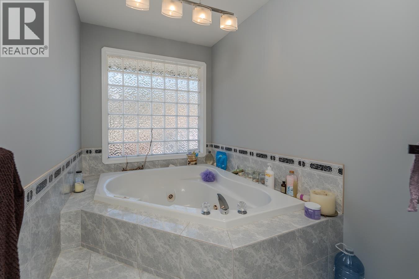 3022 Christopher Crescent, Prince George, BC - Indoor Photo Showing Bathroom