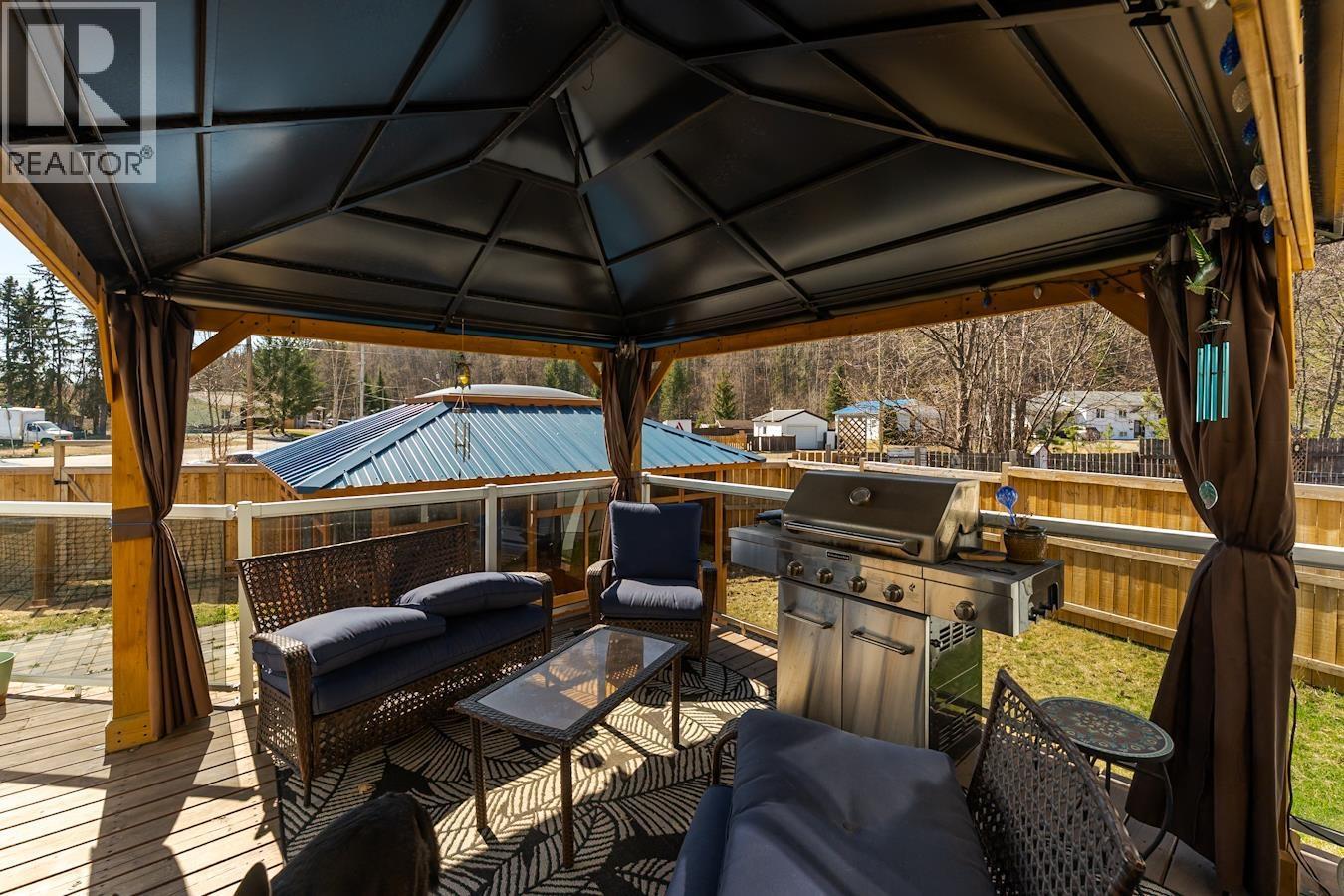 3022 Christopher Crescent, Prince George, BC - With Exterior