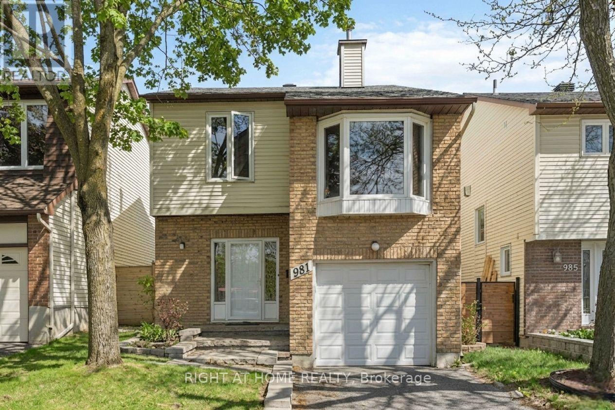 981 Barwell Avenue, Ottawa, ON - Outdoor