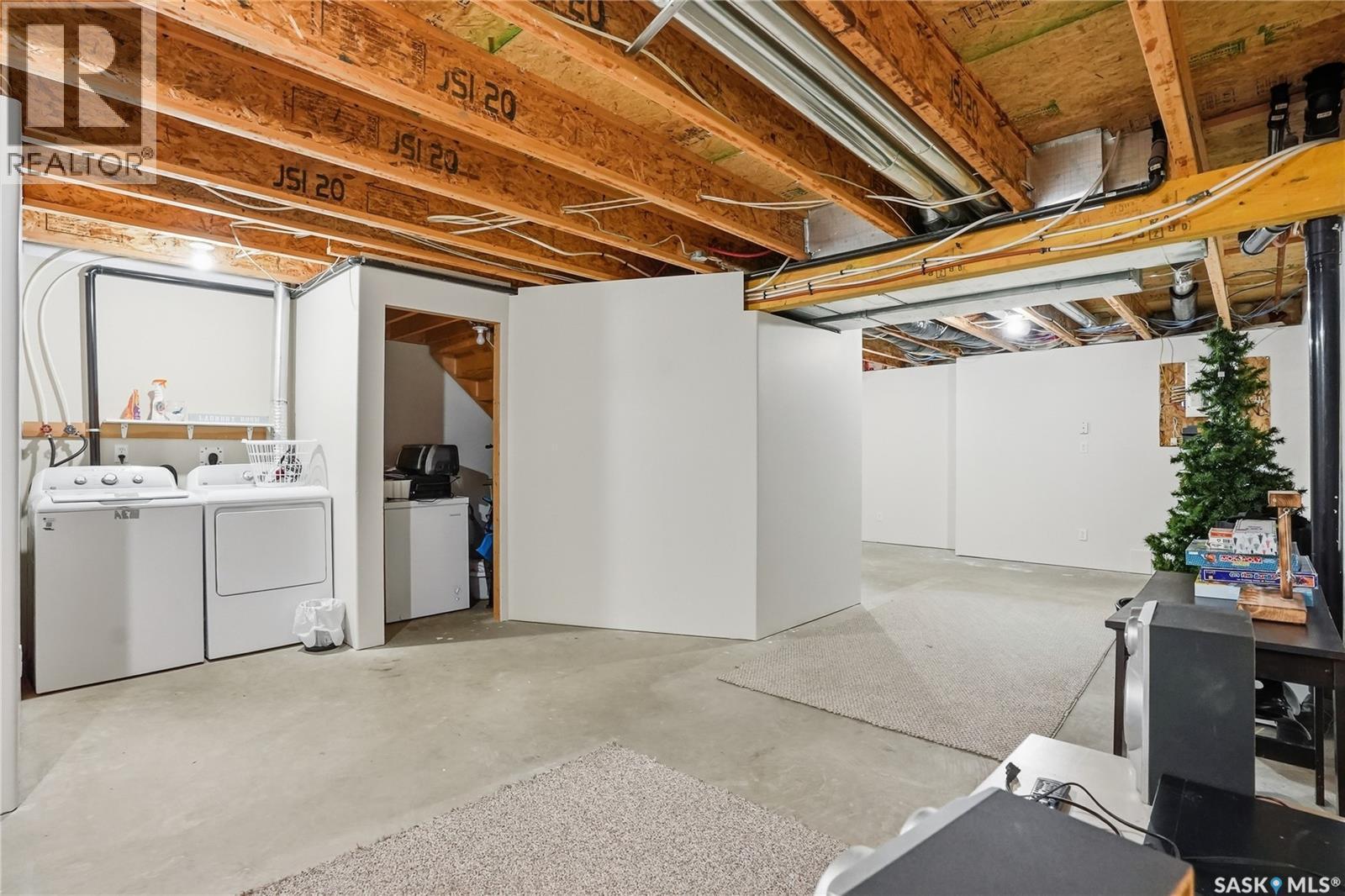 49 203 Herold Terrace, Saskatoon, SK - Indoor Photo Showing Laundry Room