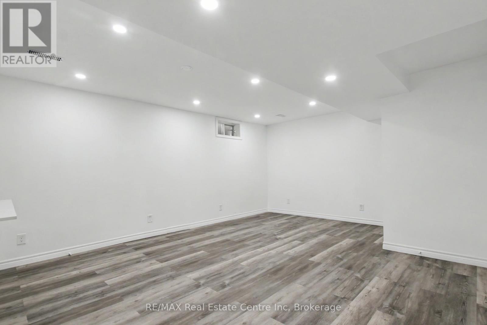 51 Camrose Court, Kitchener, ON - Indoor