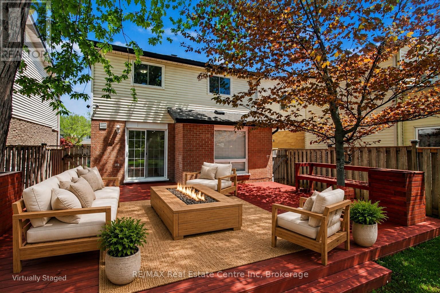 51 Camrose Court, Kitchener, ON - Outdoor With Deck Patio Veranda