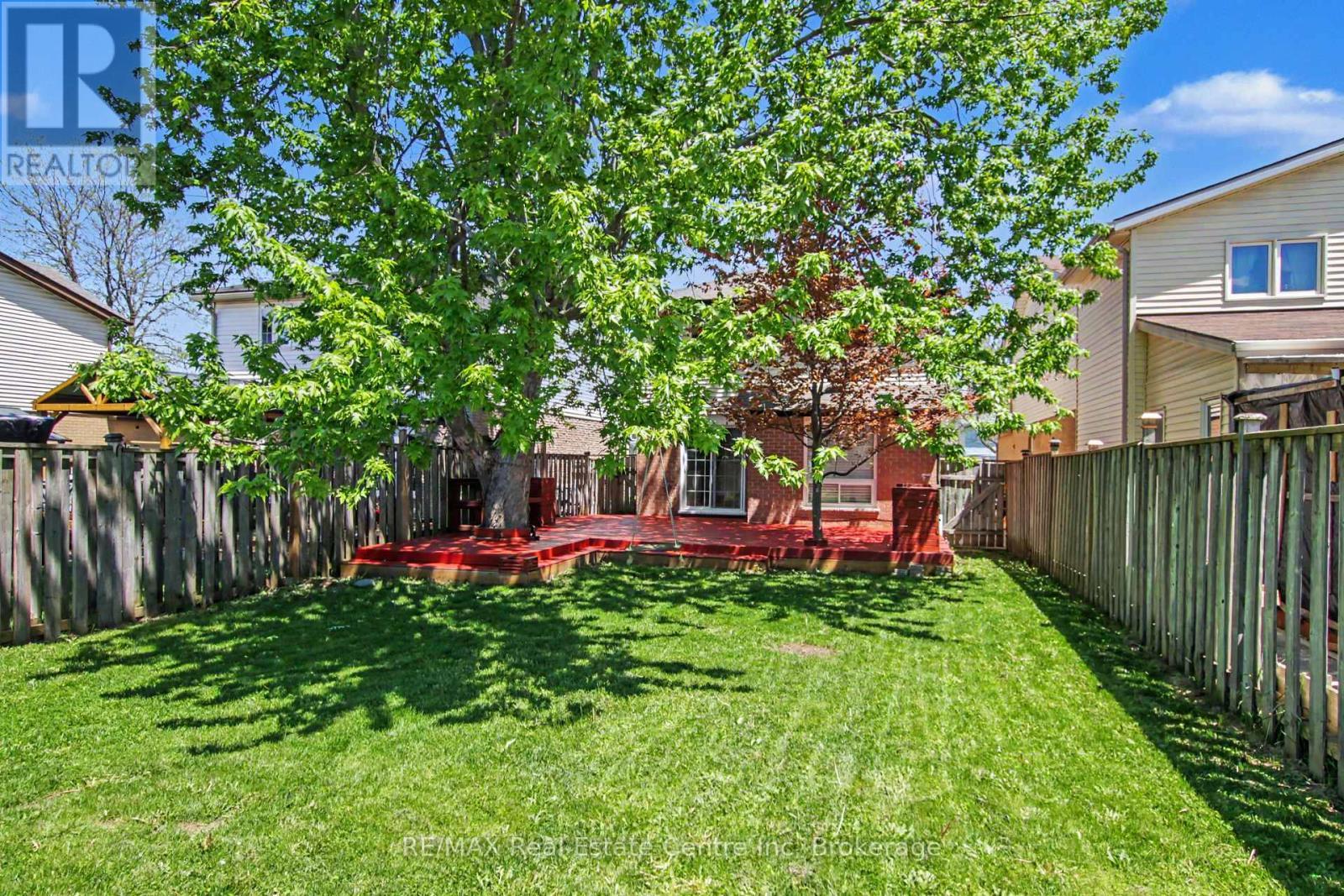 51 Camrose Court, Kitchener, ON - Outdoor