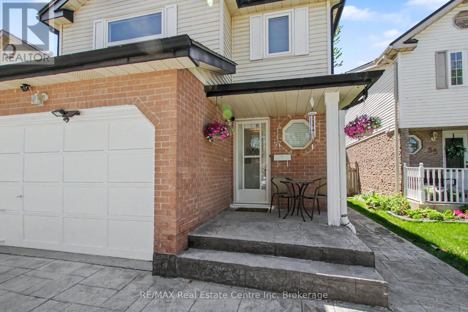 51 Camrose Court, Kitchener, ON - Outdoor With Exterior