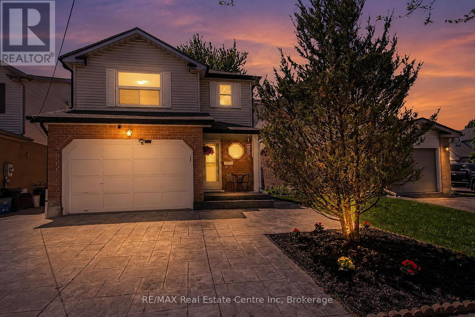 51 Camrose Court, Kitchener, ON - Outdoor