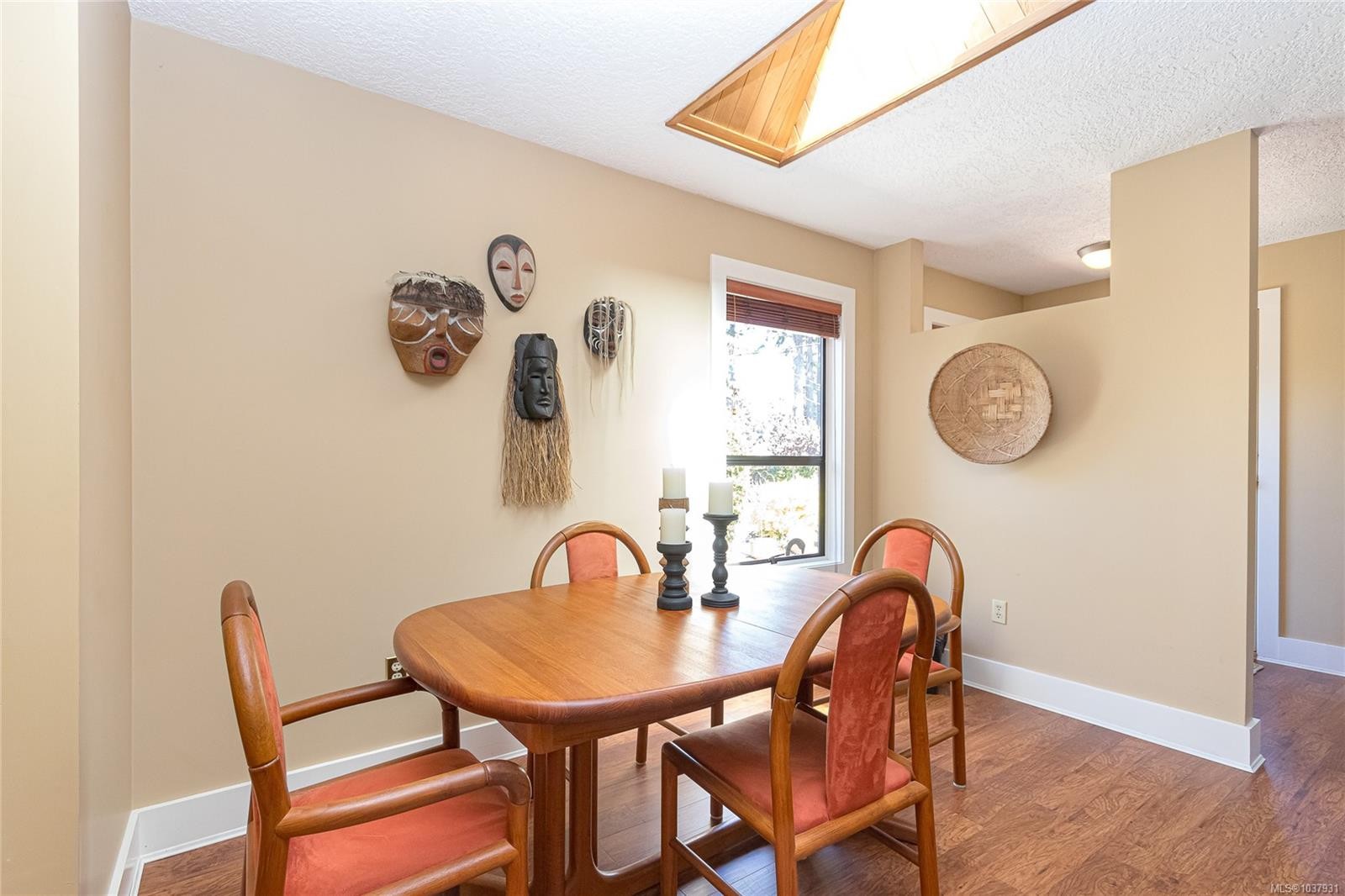 10210 Third St, Sidney, BC