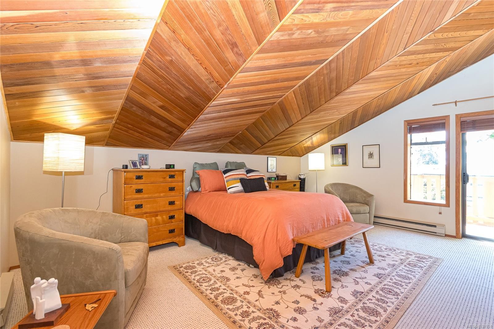 10210 Third St, Sidney, BC