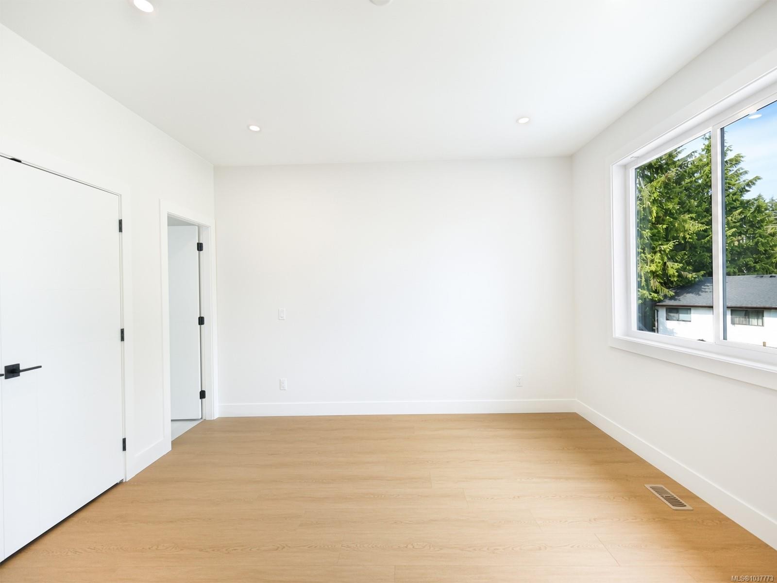 20 Leam Rd, Nanaimo, BC - Indoor Photo Showing Other Room