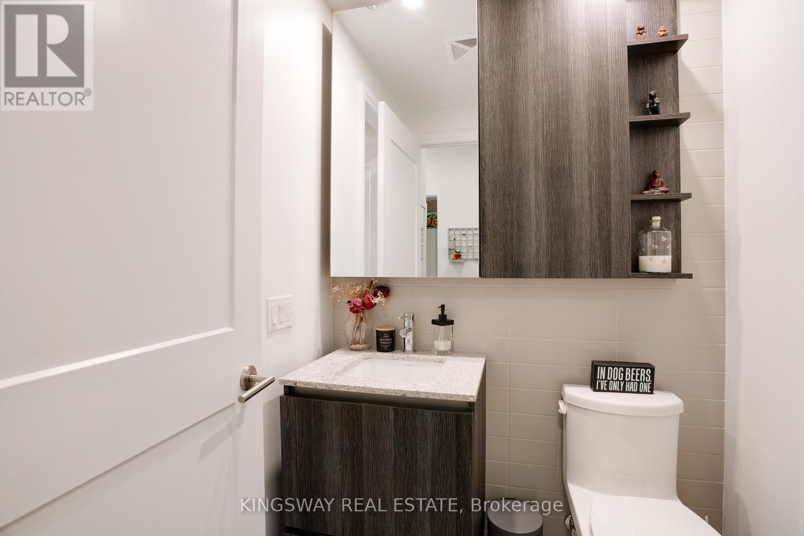 910 - 21 Park Street, Mississauga, ON - Indoor Photo Showing Bathroom