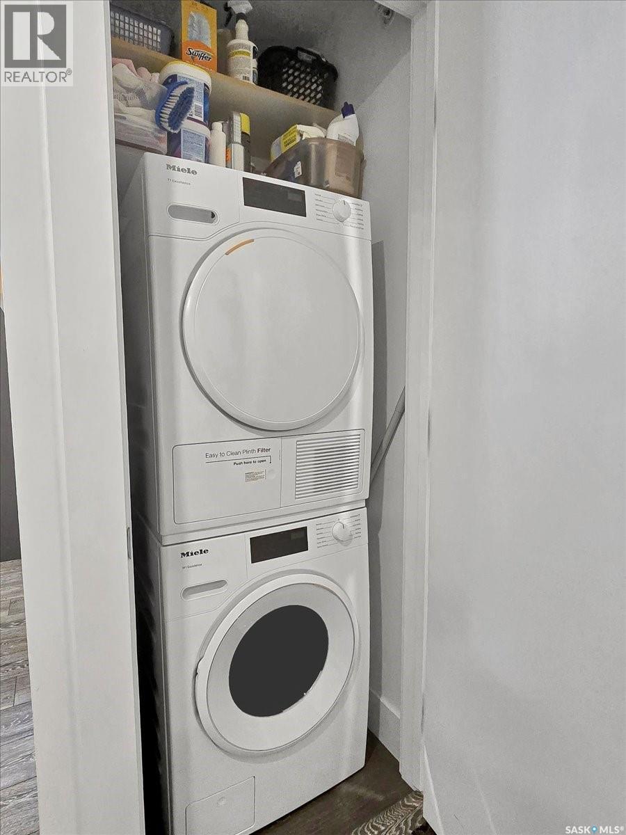 304 404 C Avenue S, Saskatoon, SK - Indoor Photo Showing Laundry Room