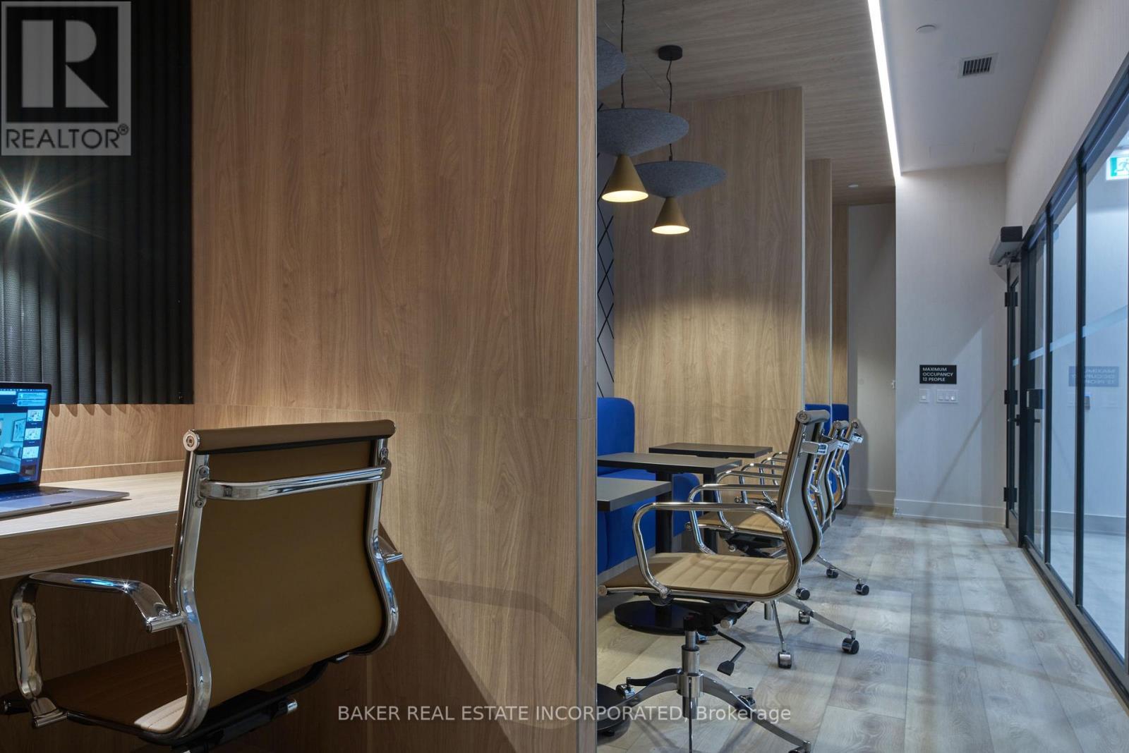 Northshore Amenities - 314 - 500 Plains Road E, Burlington, ON - Indoor Photo Showing Office