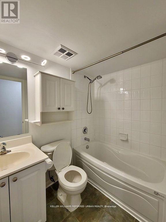 344 - 3 Everson Drive, Toronto, ON - Indoor Photo Showing Bathroom