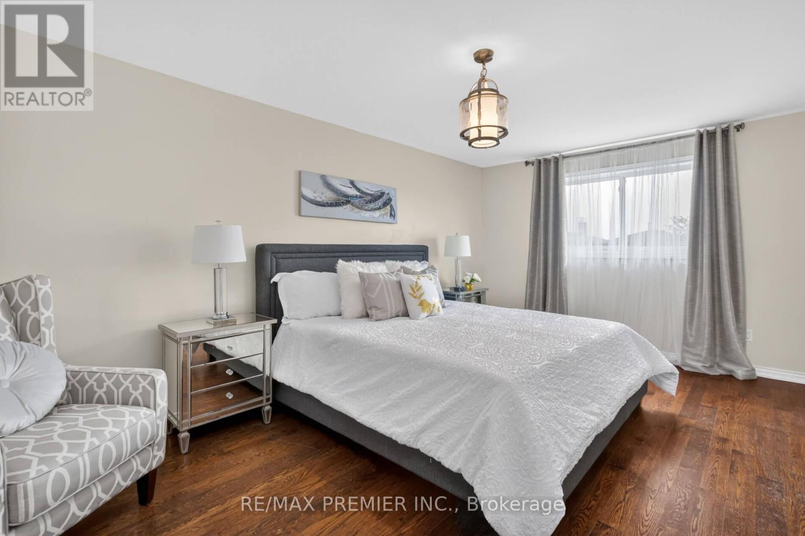 248 Forest Drive, Vaughan, ON - Indoor Photo Showing Bedroom
