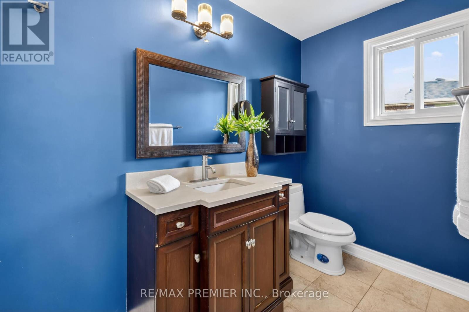 248 Forest Drive, Vaughan, ON - Indoor Photo Showing Bathroom