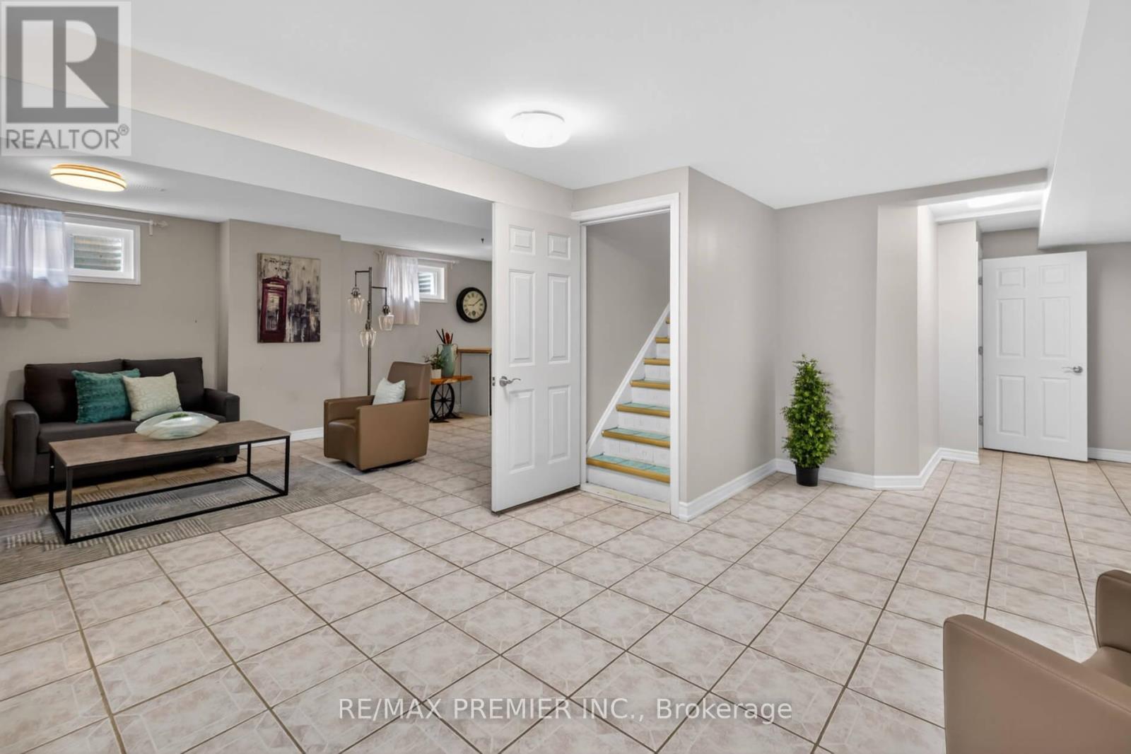 248 Forest Drive, Vaughan, ON - Indoor Photo Showing Other Room