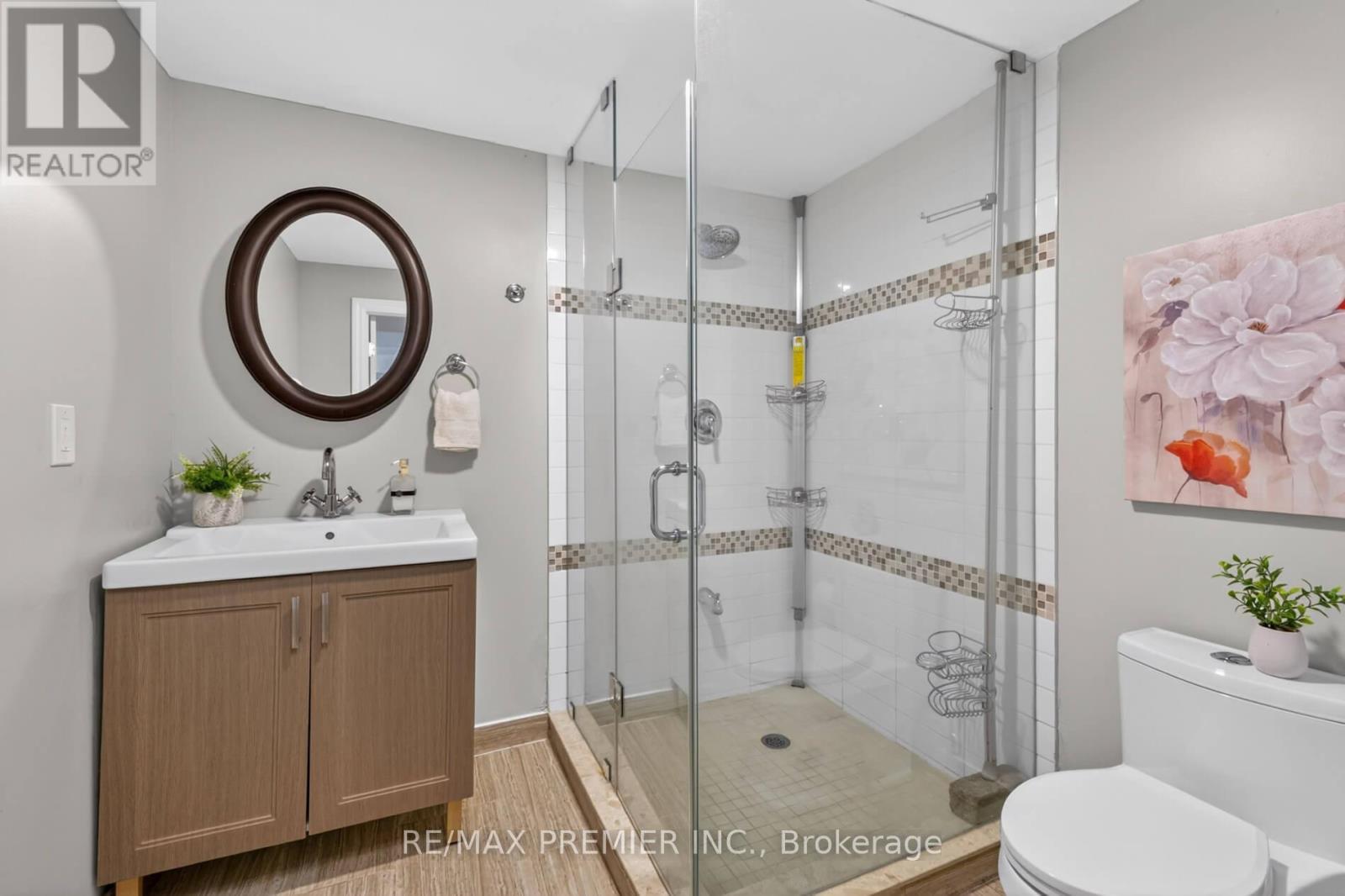 248 Forest Drive, Vaughan, ON - Indoor Photo Showing Bathroom