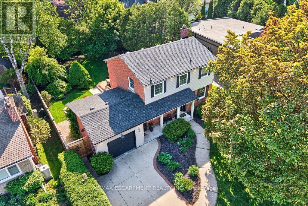 350 East Side Crescent, Burlington, ON - Outdoor