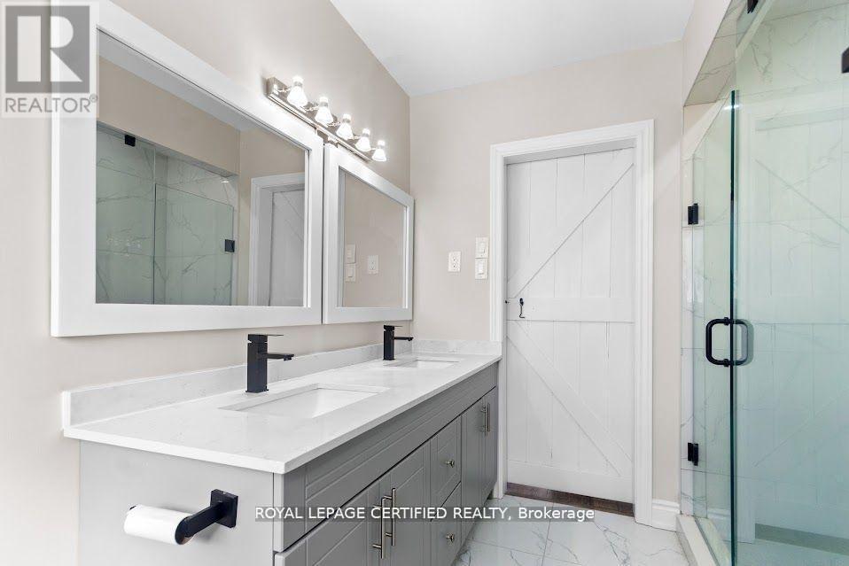 38 Collier Road, Thorold, ON - Indoor Photo Showing Bathroom