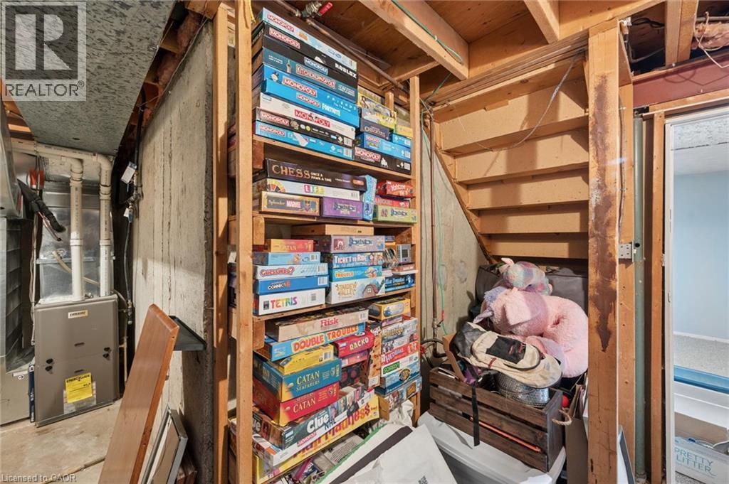 Image quality insufficient for description - 50 Lewis Crescent, Kitchener, ON - Indoor Photo Showing Other Room
