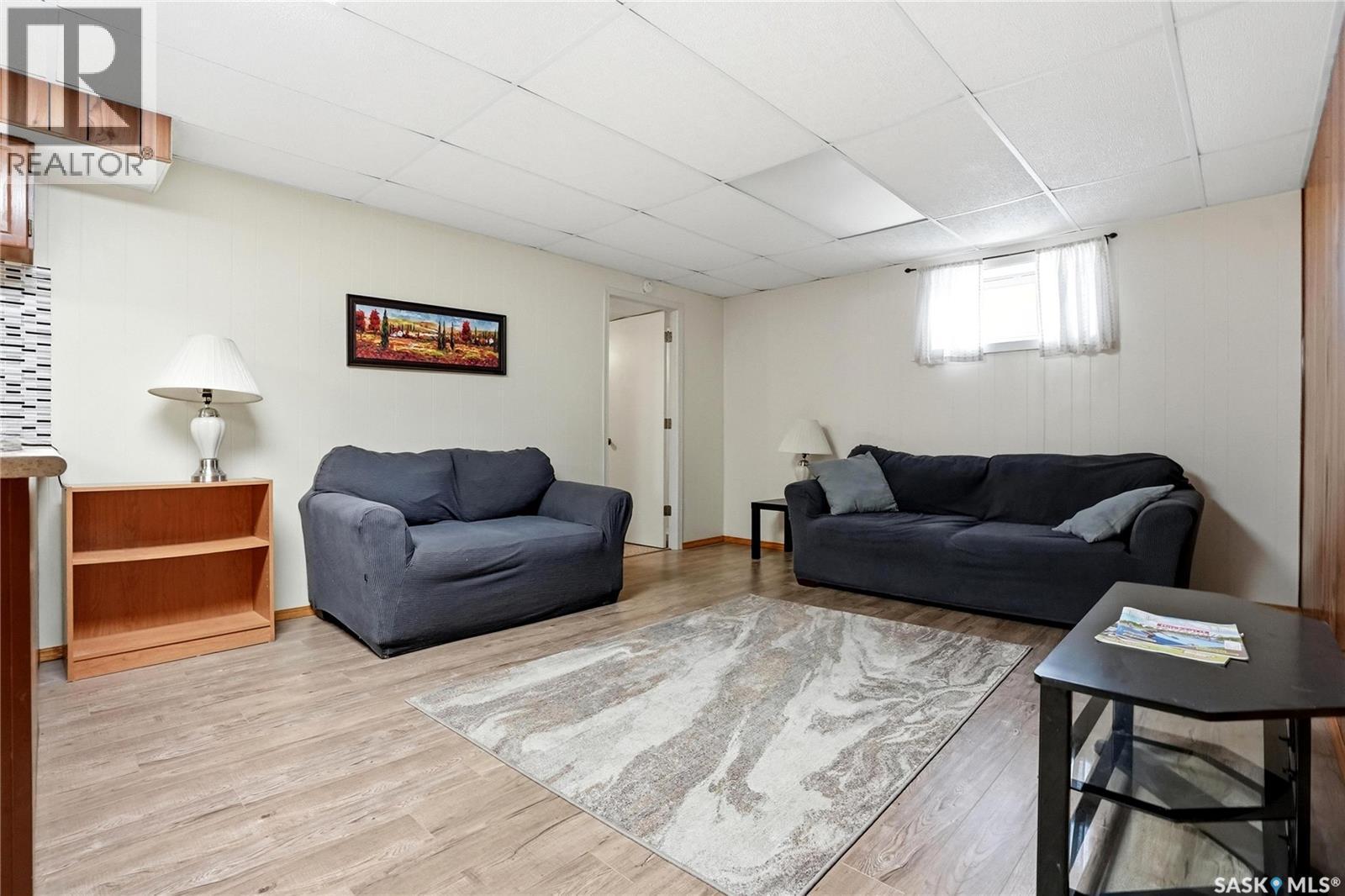 2362 Easthill, Saskatoon, SK - Indoor