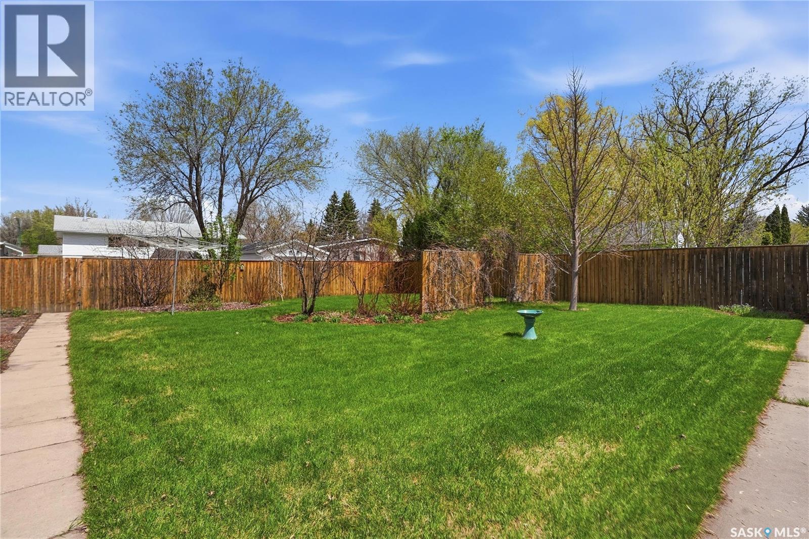 2362 Easthill, Saskatoon, SK - Outdoor